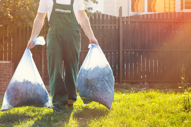 Best Yard Cleanup Services  in Pomona, KS